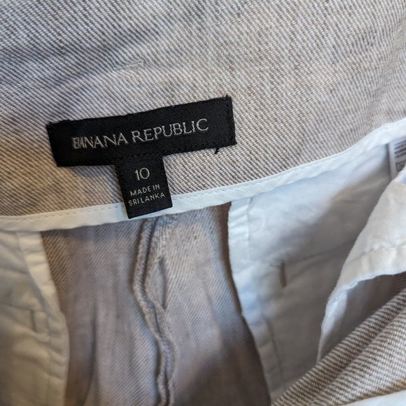 High Tie Waist | Baggy | Pleated | Khaki SHORTS | Banana Republic | 10 | EUC - Picture 10 of 11